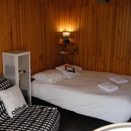 Appartement En Plein Centre Avec Terrasse *