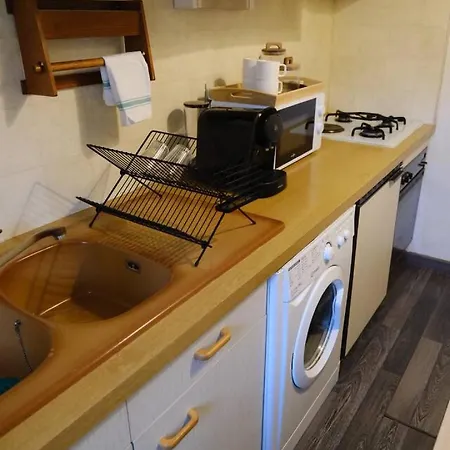Appartement En Plein Centre Avec Terrasse *