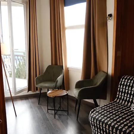 En Plein Centre Avec Terrasse Appartement *
